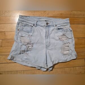 American Eagle High-Rise Distressed Stretch Light Washed Mom Short Size 12